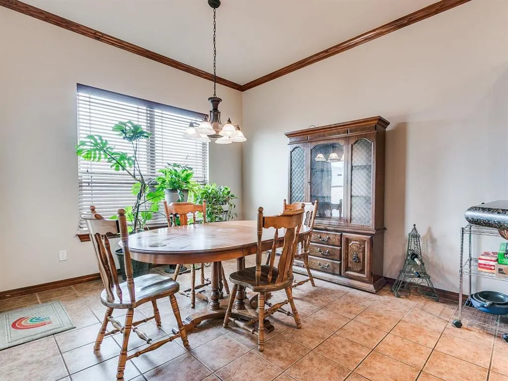 Photo 7 — 10628 NW 39th Street, Yukon, OK 73099