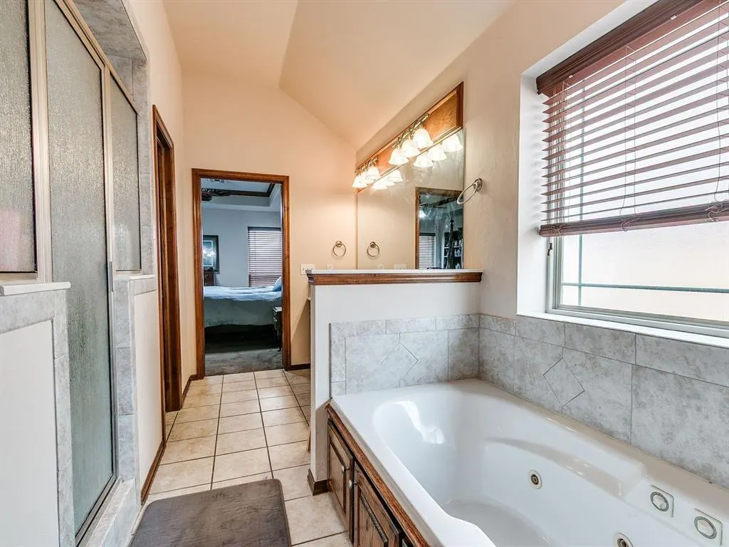 Photo 21 — 10628 NW 39th Street, Yukon, OK 73099