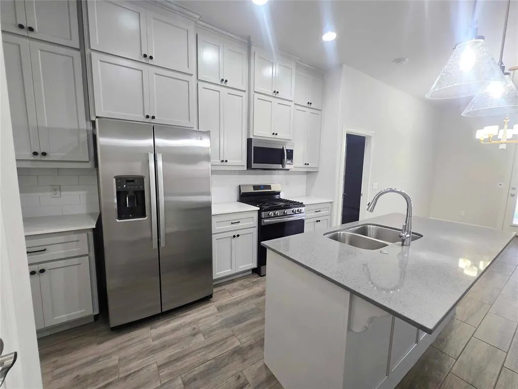 Photo 8 — 9221 Anaum Lane, Yukon, OK 73099