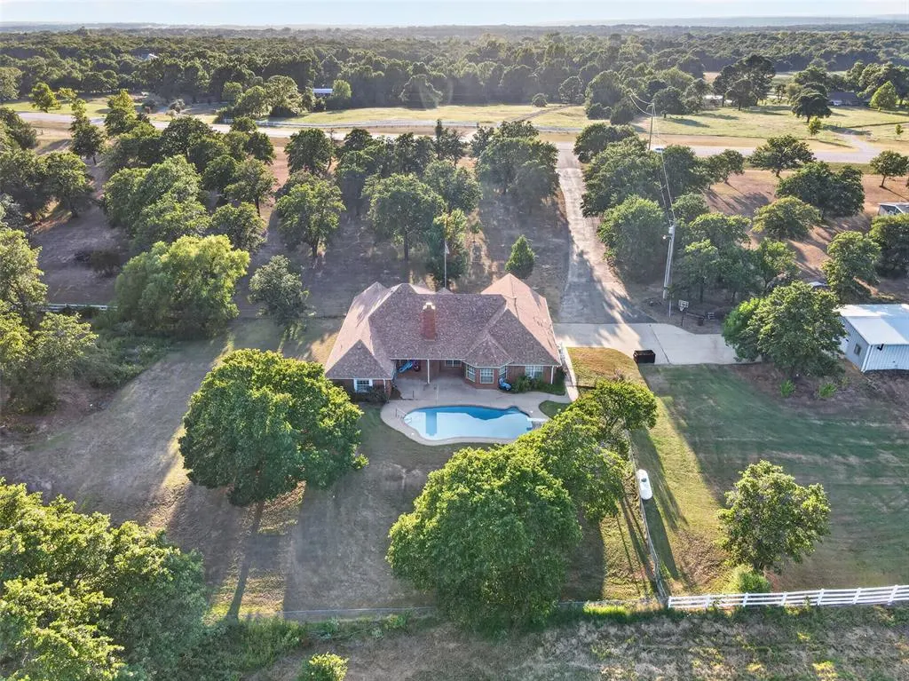 Front exterior — 329833 E Highway 66, Wellston, OK 74881