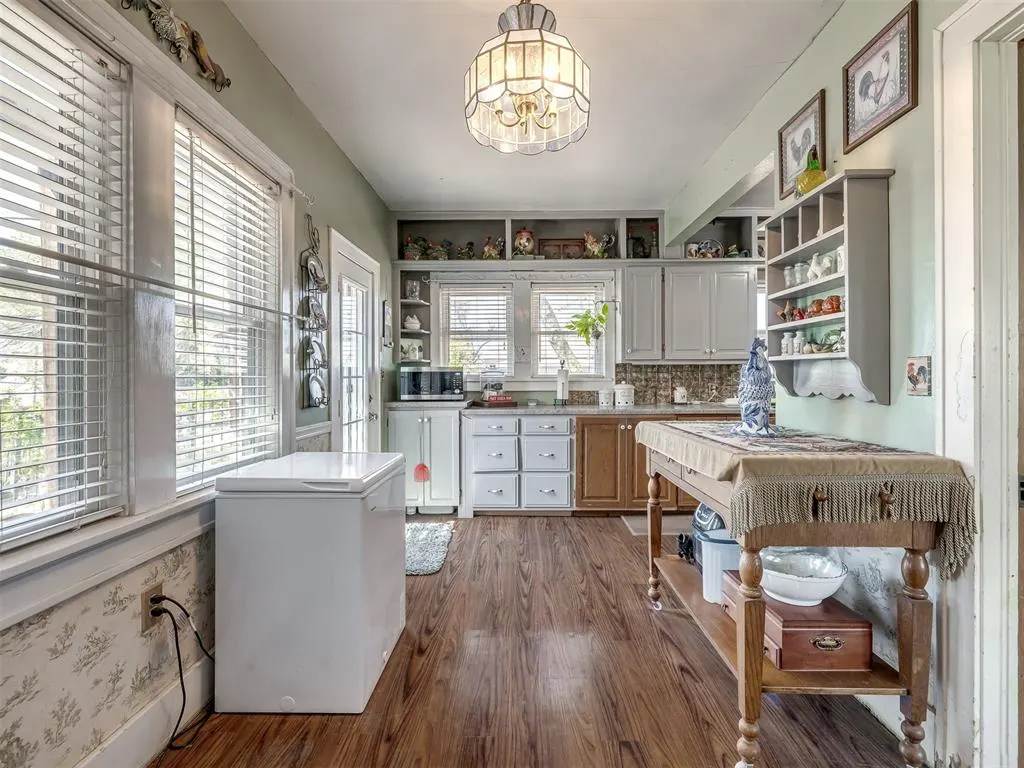 Photo 10 — 628 W Main Street, Purcell, OK 73080