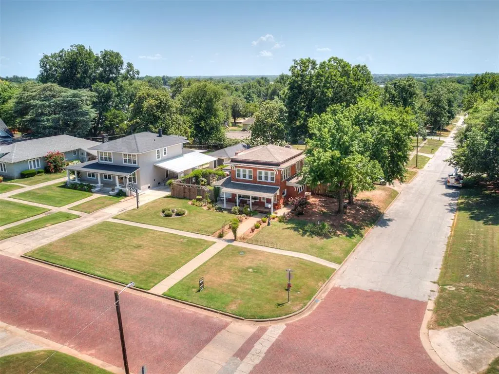 Photo 48 — 628 W Main Street, Purcell, OK 73080