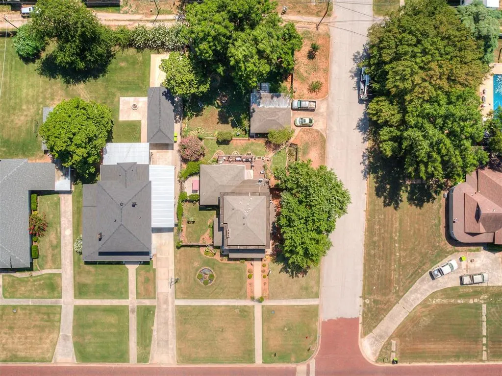 Photo 49 — 628 W Main Street, Purcell, OK 73080