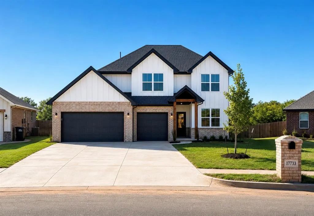 Front exterior — 17733 Walnut Creek Road, Edmond, OK 73012