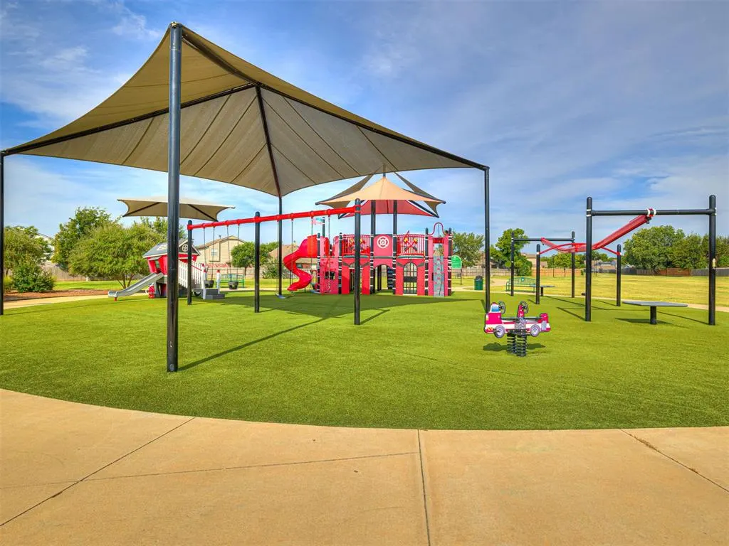 Photo 26 — 2143 Lonnie Lane, Moore, OK 73170