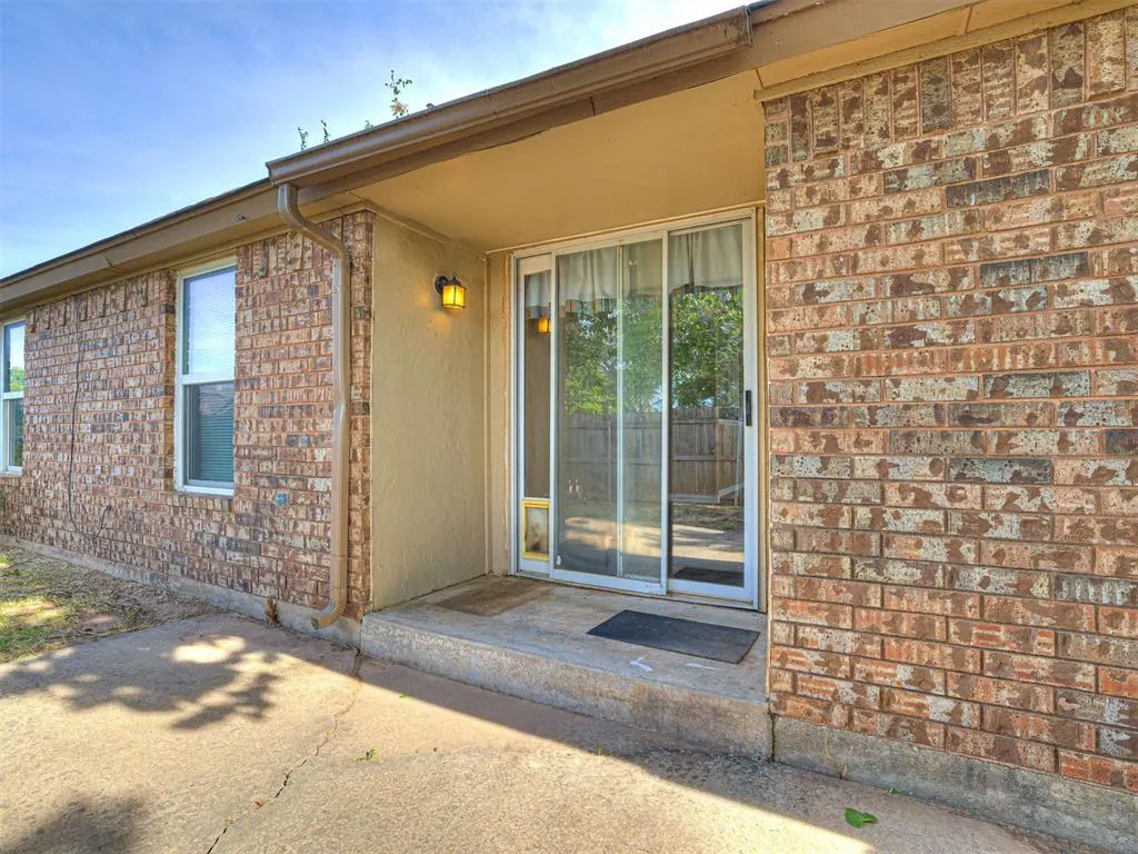 Photo 28 — 2143 Lonnie Lane, Moore, OK 73170