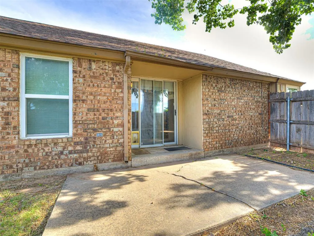 Photo 29 — 2143 Lonnie Lane, Moore, OK 73170