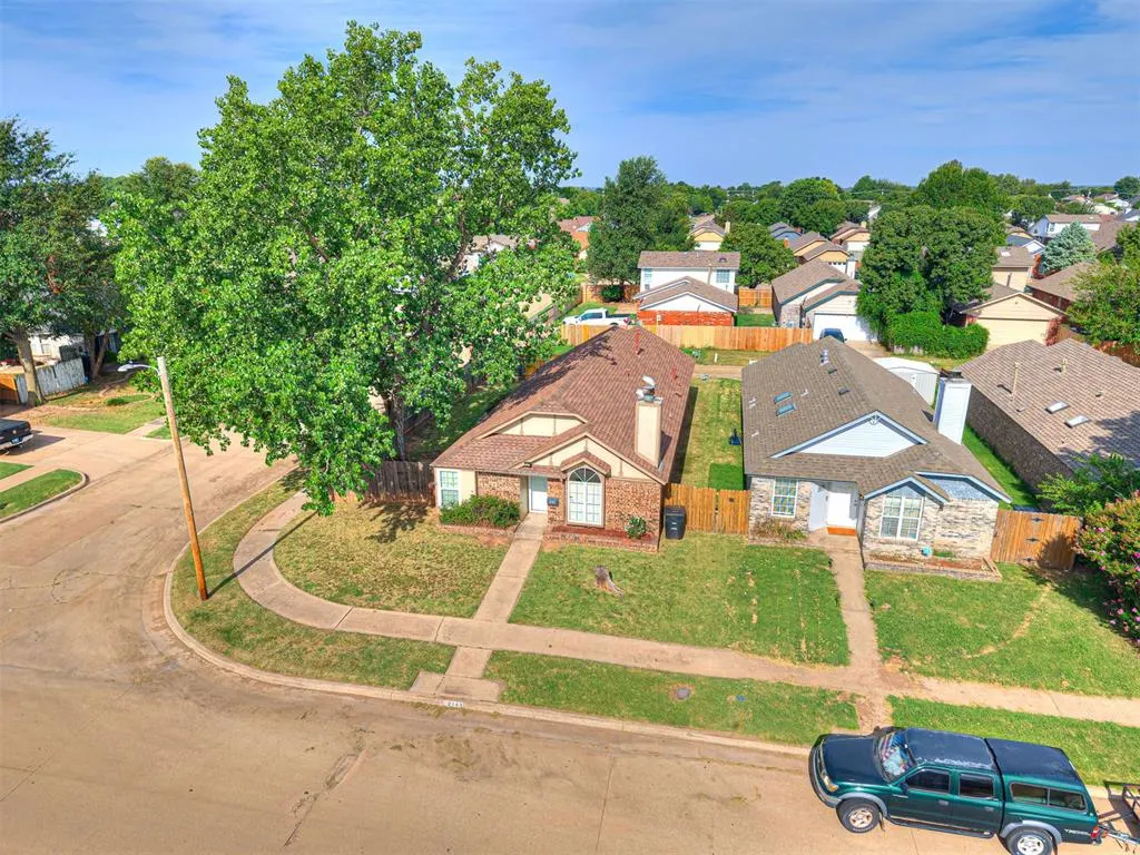 Photo 33 — 2143 Lonnie Lane, Moore, OK 73170