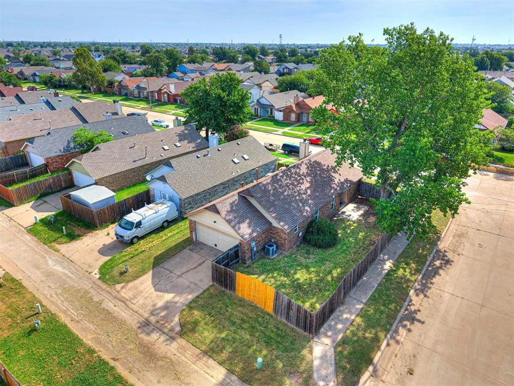 Photo 34 — 2143 Lonnie Lane, Moore, OK 73170