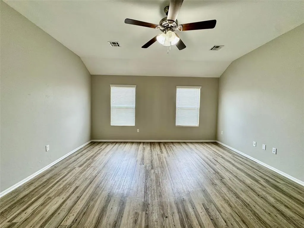 Photo 5 — 1895 Bartlett Drive, Newcastle, OK 73065