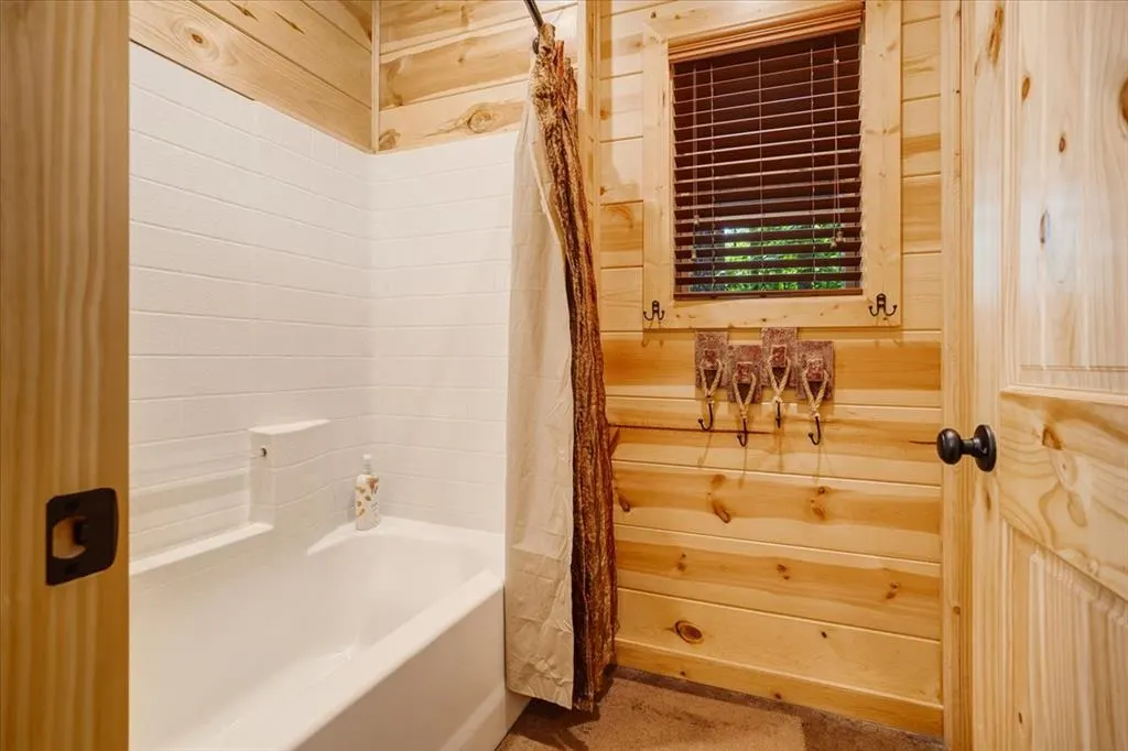 Photo 31 — 29 Candlefish Road, Broken Bow, OK 74728