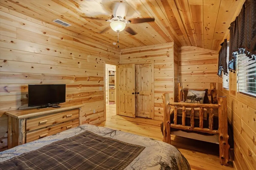 Photo 38 — 29 Candlefish Road, Broken Bow, OK 74728