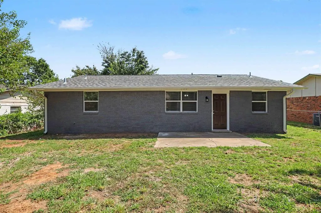 Photo 13 — 2012 Mary Avenue, Seminole, OK 74868