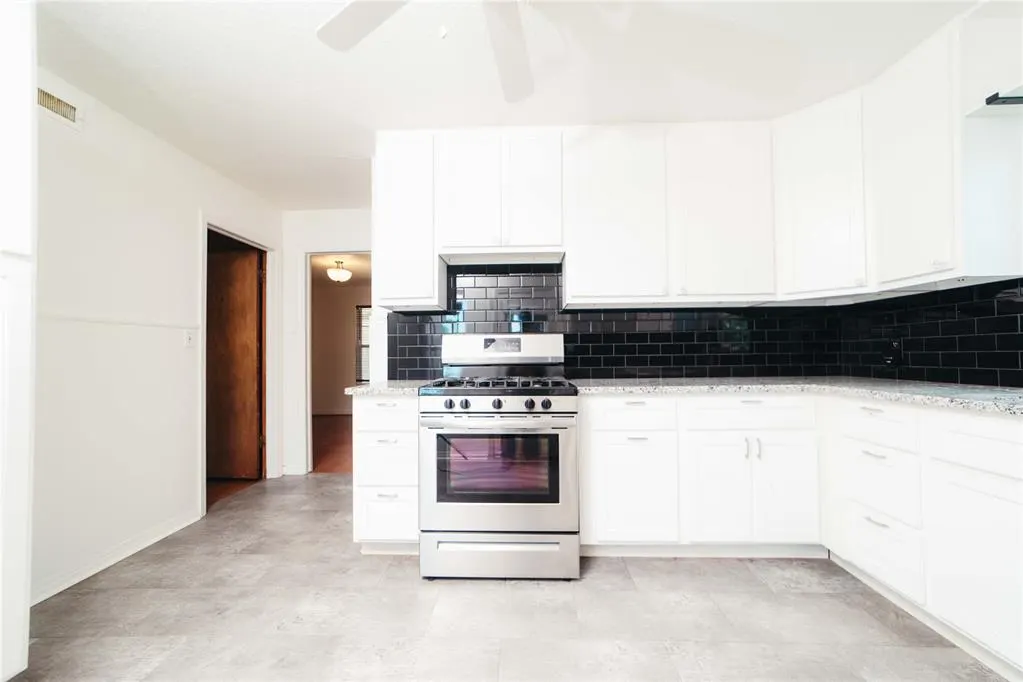 Photo 11 — 2738 NW 32nd Street, Oklahoma City, OK 73112