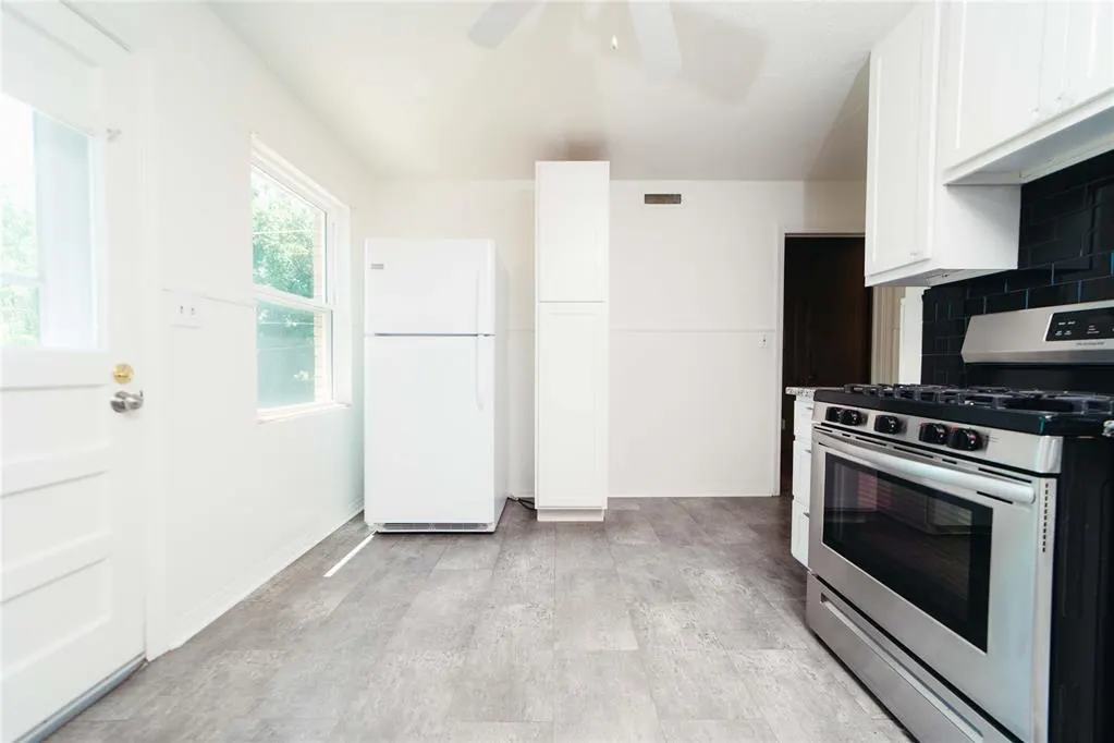 Photo 12 — 2738 NW 32nd Street, Oklahoma City, OK 73112