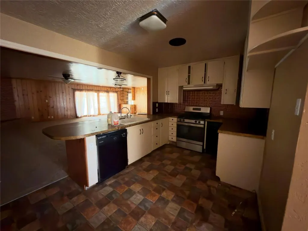 Photo 15 — 3409 S 4th Street, Chickasha, OK 73018