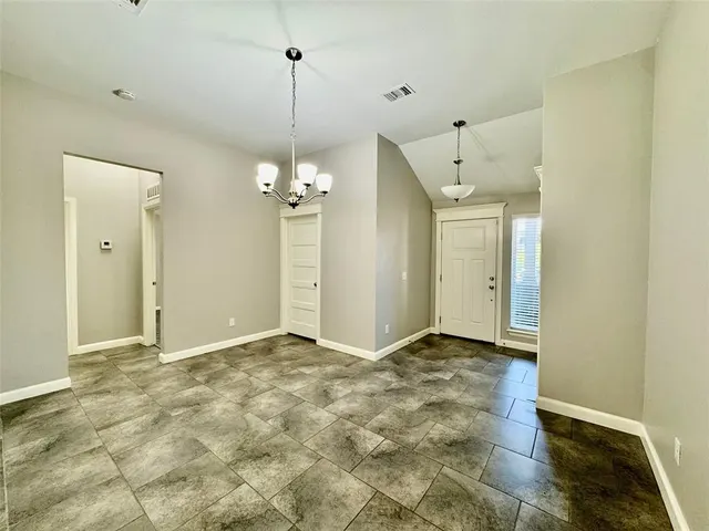 Photo 5 — 1001 Merlin Drive 1001 - 1003, Norman, OK 73072