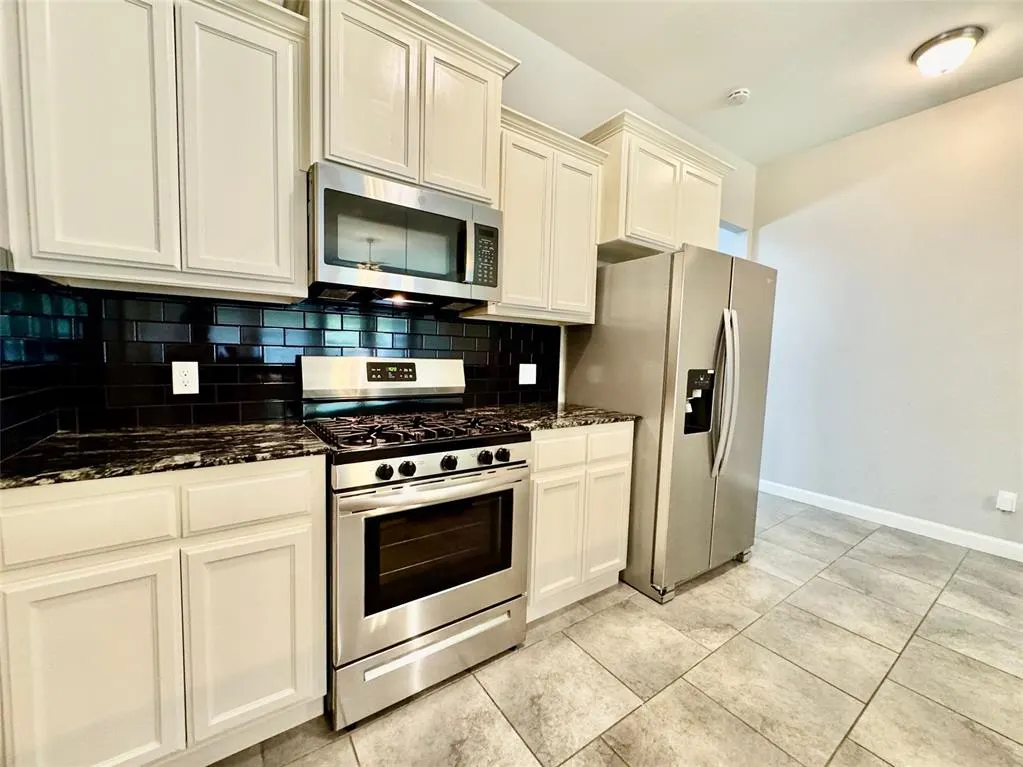 Photo 9 — 1001 Merlin Drive 1001 - 1003, Norman, OK 73072