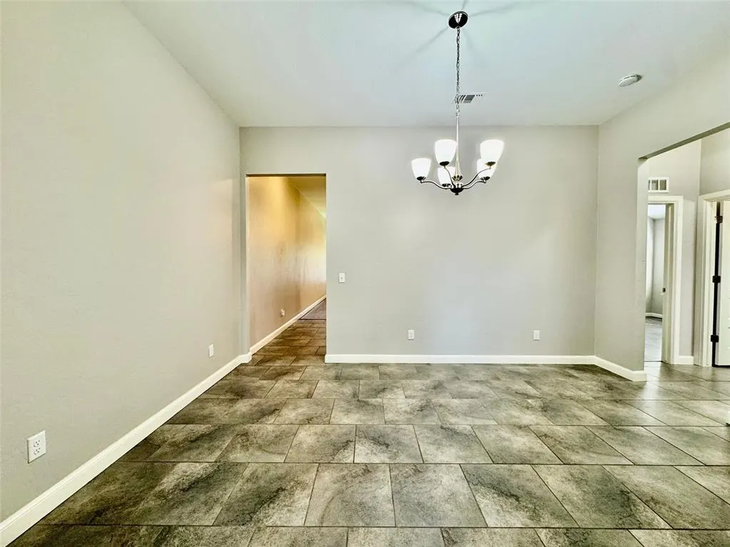 Photo 18 — 1001 Merlin Drive 1001 - 1003, Norman, OK 73072
