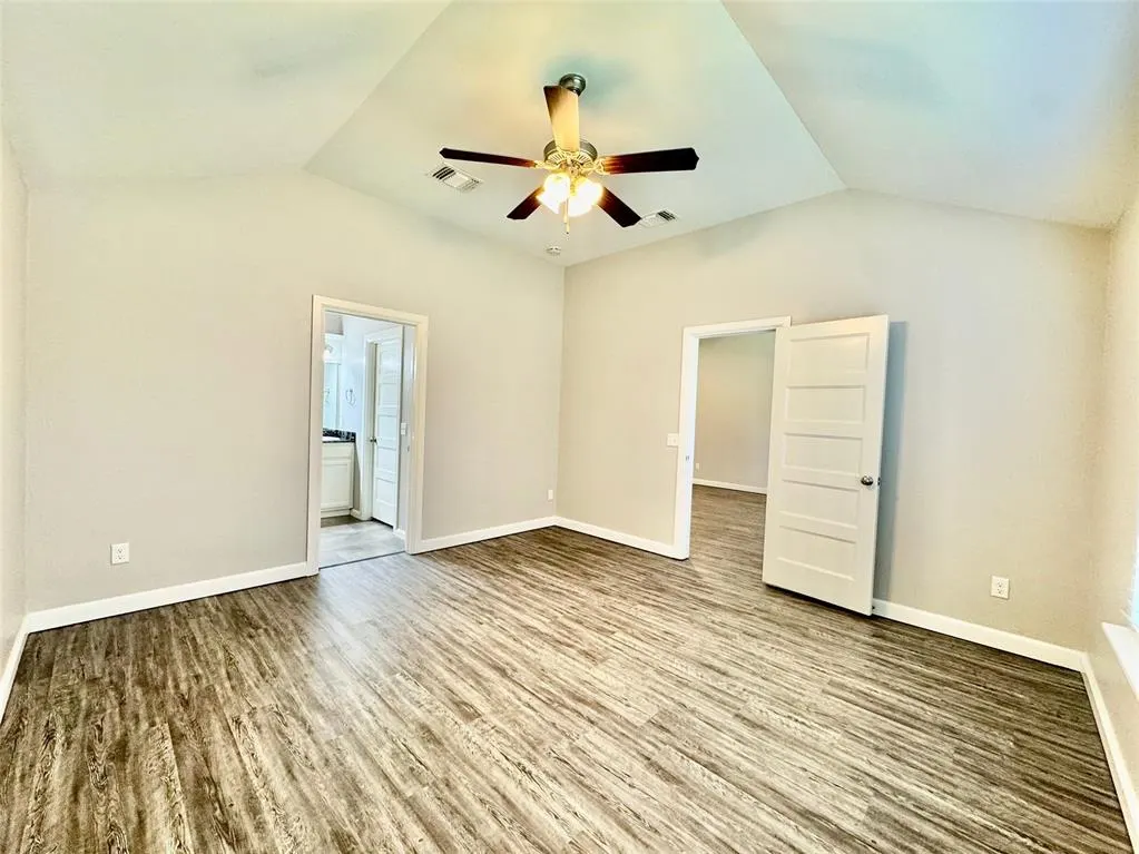 Photo 19 — 1001 Merlin Drive 1001 - 1003, Norman, OK 73072