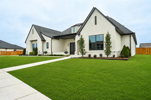 Photo 2 — 9400 Millstone Court, Arcadia, OK 73007