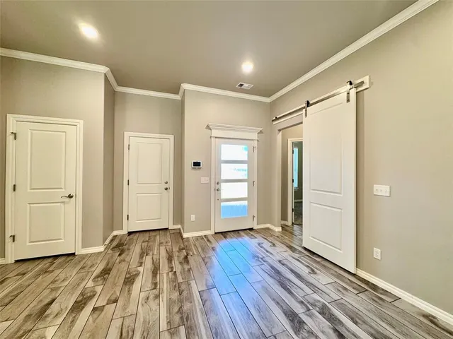 Photo 6 — 828 E Barajas Terrace, Mustang, OK 73064