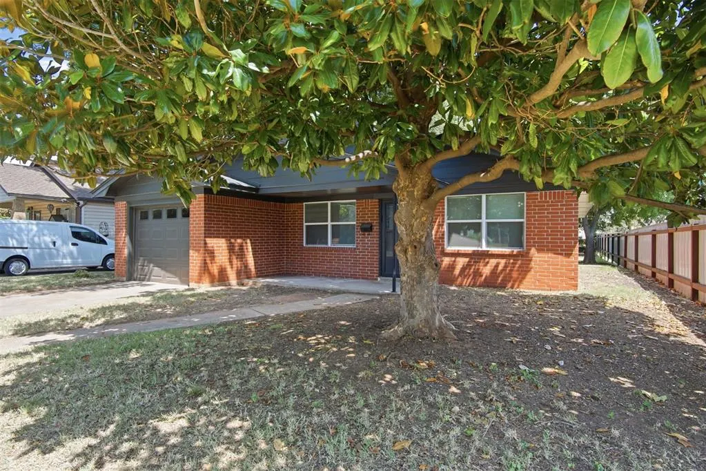 Photo 31 — 420 W Minnesota Avenue, Chickasha, OK 73018