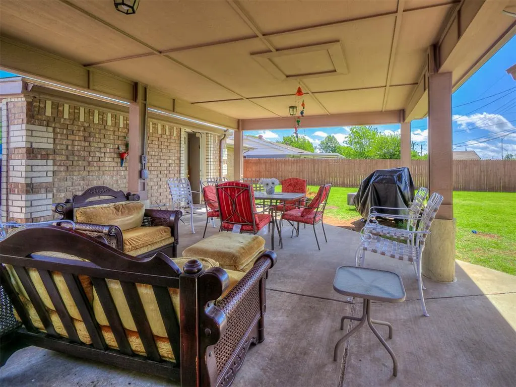 Photo 15 — 2612 SW 71st Street, Oklahoma City, OK 73159