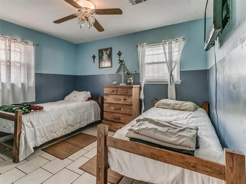 Photo 19 — 2612 SW 71st Street, Oklahoma City, OK 73159