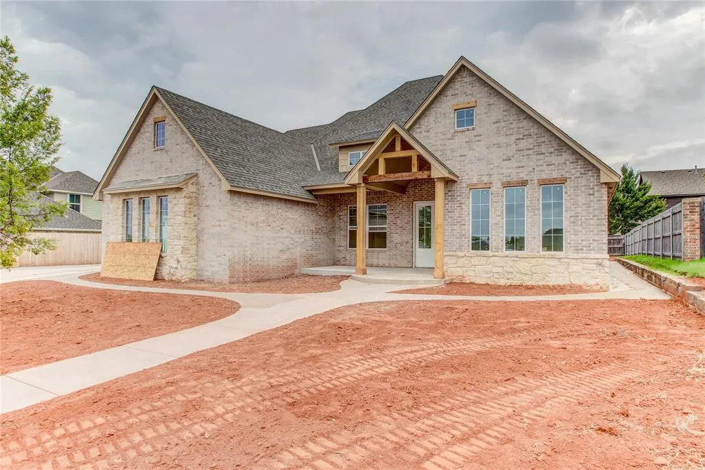 Front exterior — 1913 Providence Drive, Norman, OK 73071