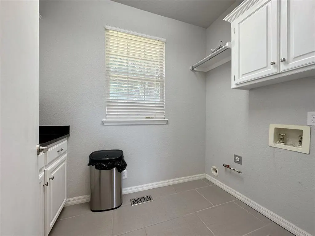 Photo 11 — 2812 Eaton Drive, Norman, OK 73072