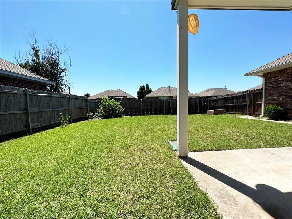 Photo 16 — 2812 Eaton Drive, Norman, OK 73072