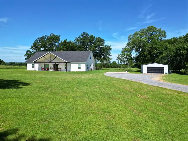 Photo 3 — 22841 County Road 3620, Stonewall, OK 74871