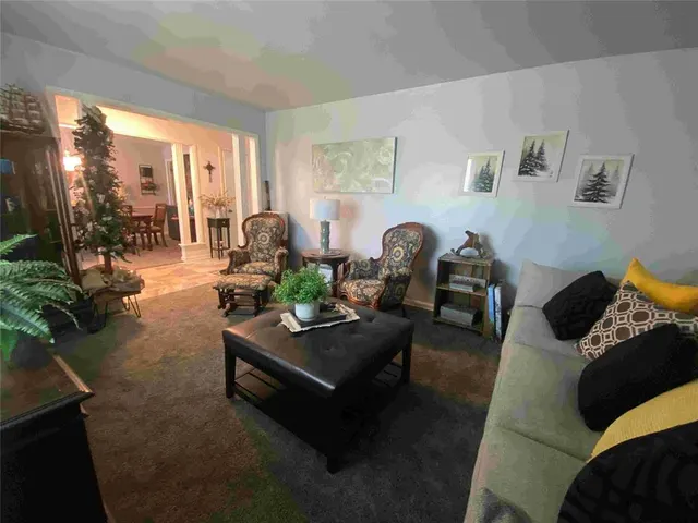 Photo 4 — 2313 NW 112th Terrace, Oklahoma City, OK 73120
