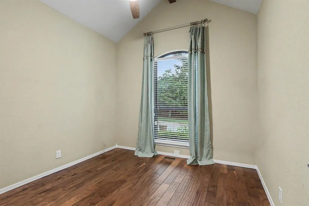 Photo 14 — 2004 N Ridgecrest Road, Edmond, OK 73013