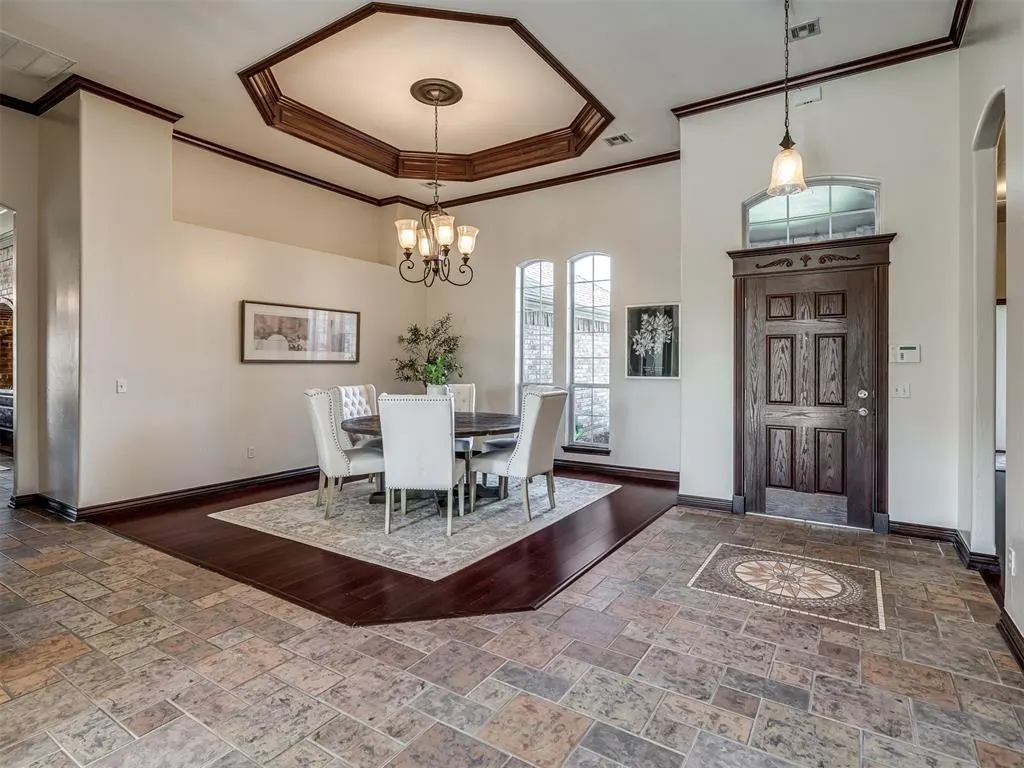 Photo 3 — 17008 Platinum Lane, Edmond, OK 73012