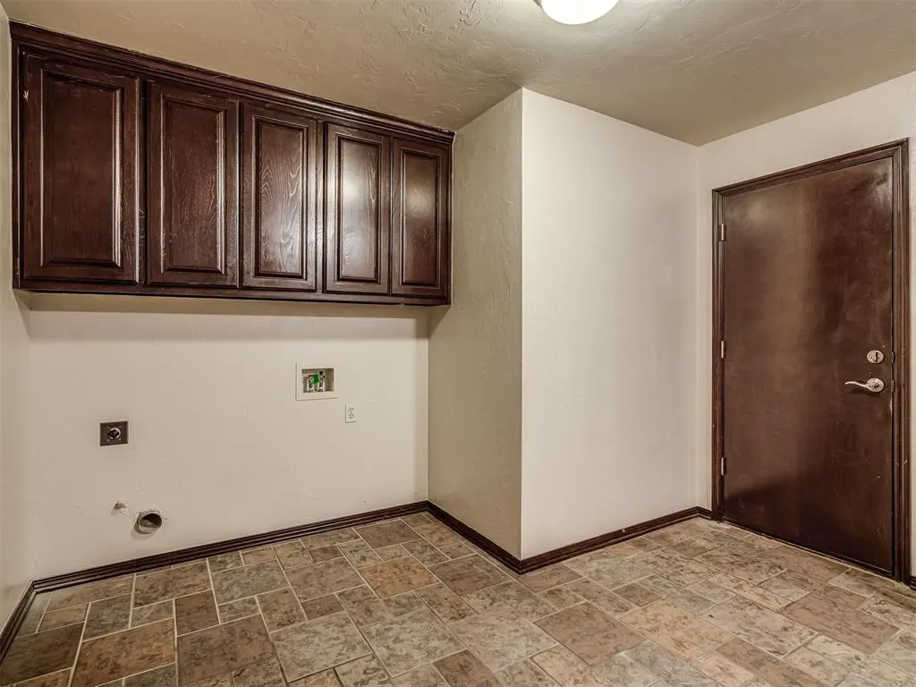 Photo 17 — 17008 Platinum Lane, Edmond, OK 73012