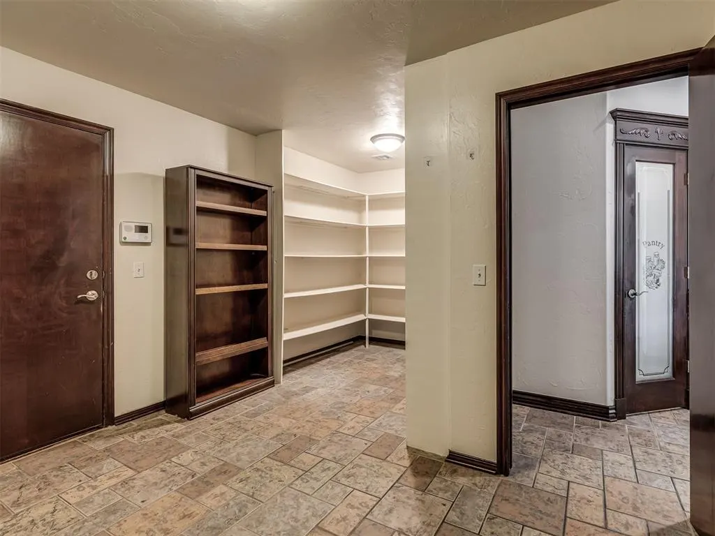 Photo 18 — 17008 Platinum Lane, Edmond, OK 73012