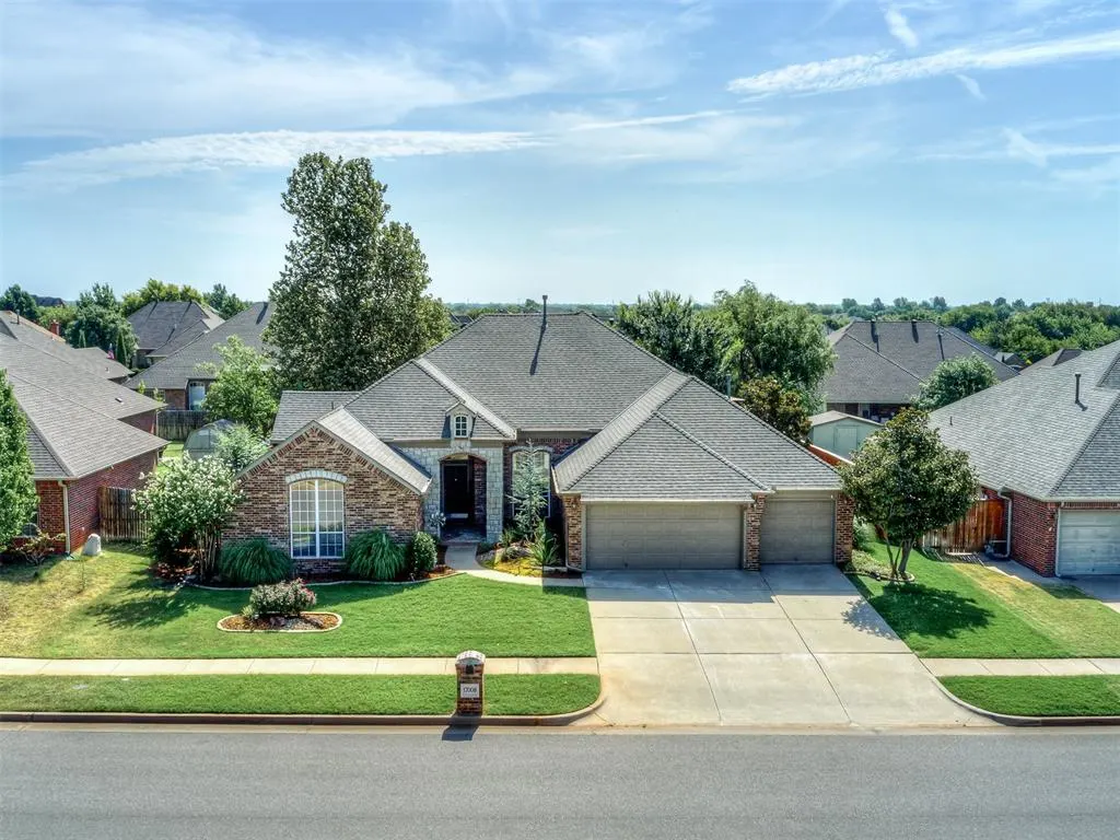 Photo 41 — 17008 Platinum Lane, Edmond, OK 73012