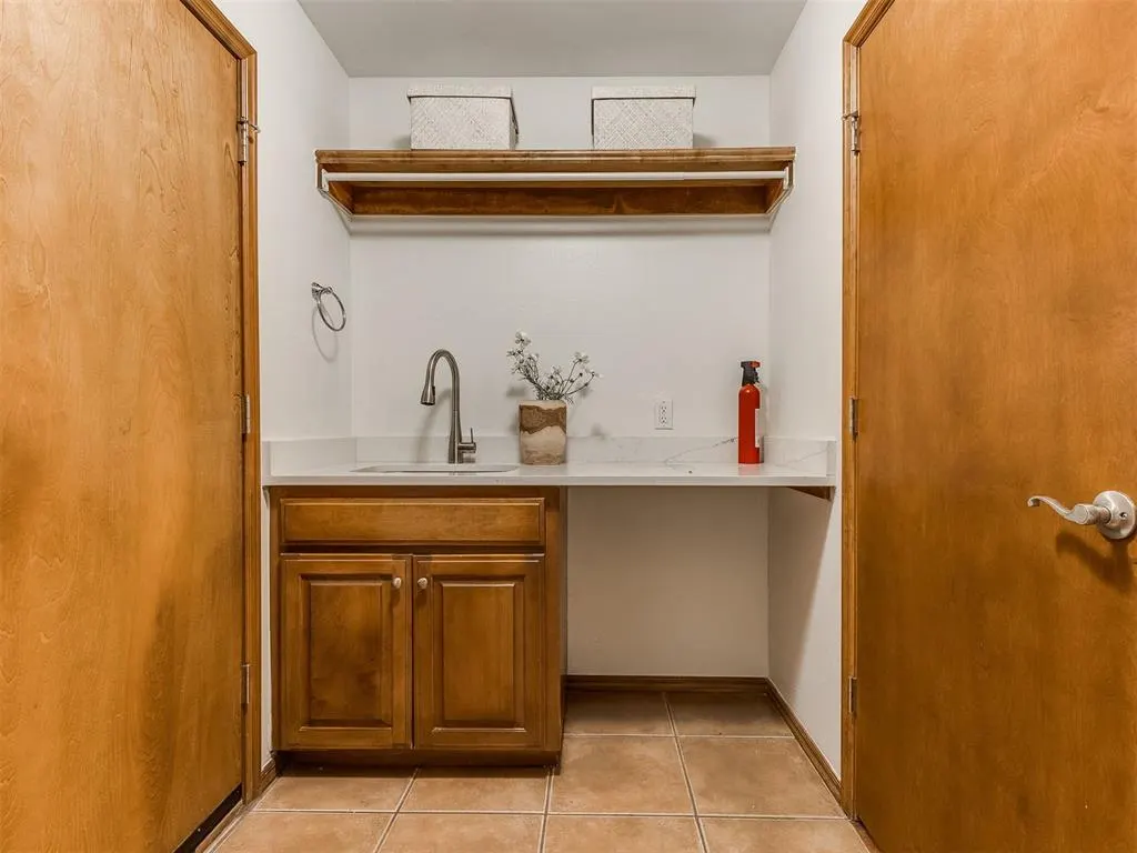 Photo 31 — 10604 NW 38th Street, Yukon, OK 73099
