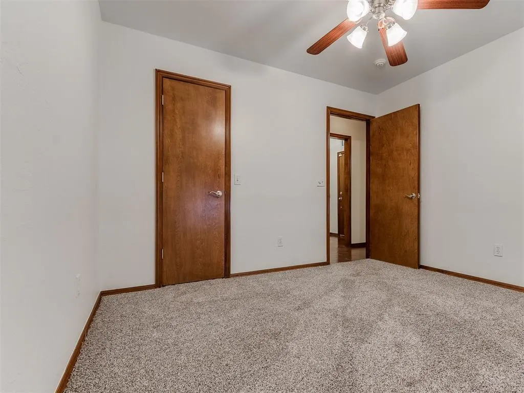 Photo 36 — 10604 NW 38th Street, Yukon, OK 73099