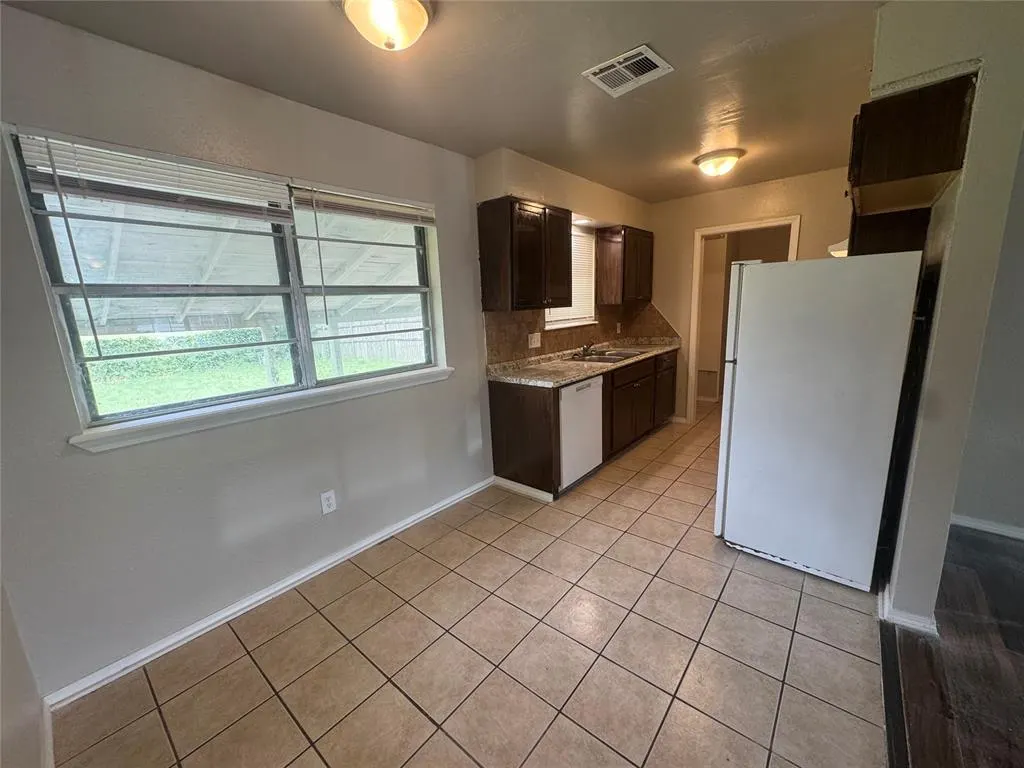 Photo 17 — 5109 S Georgia Terrace, Oklahoma City, OK 73129
