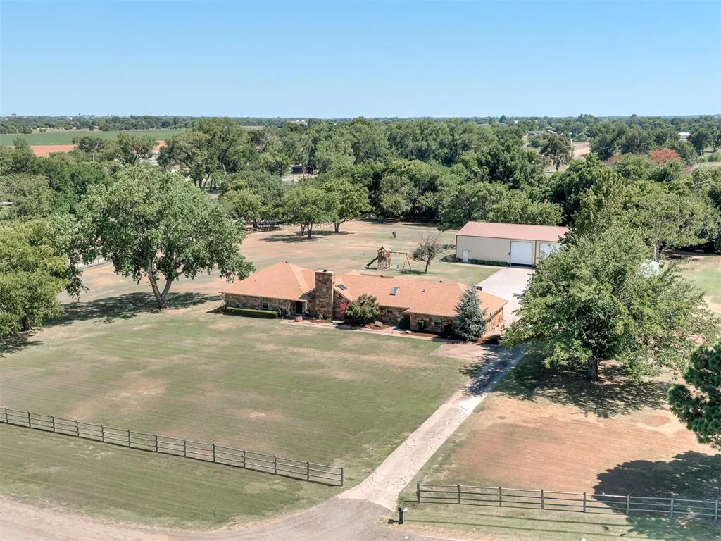 Photo 3 — 4 Cedar Lake Lane, Goldsby, OK 73093