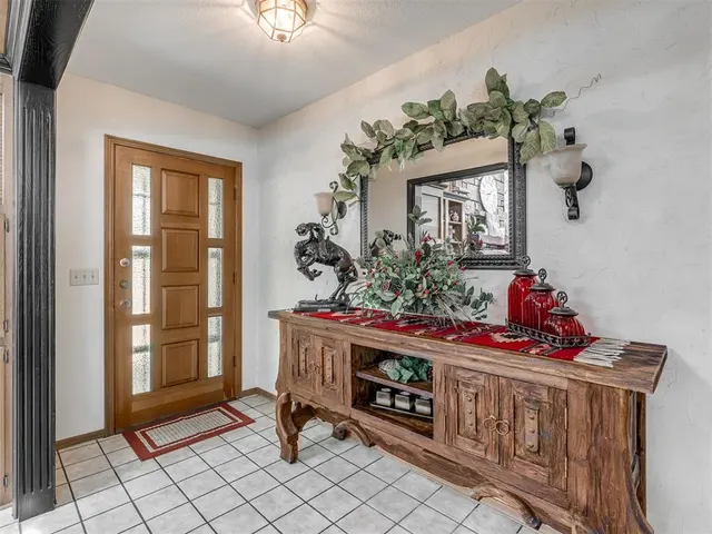 Photo 7 — 4 Cedar Lake Lane, Goldsby, OK 73093