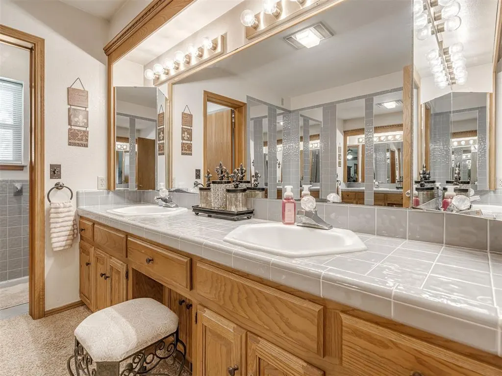 Photo 20 — 4 Cedar Lake Lane, Goldsby, OK 73093