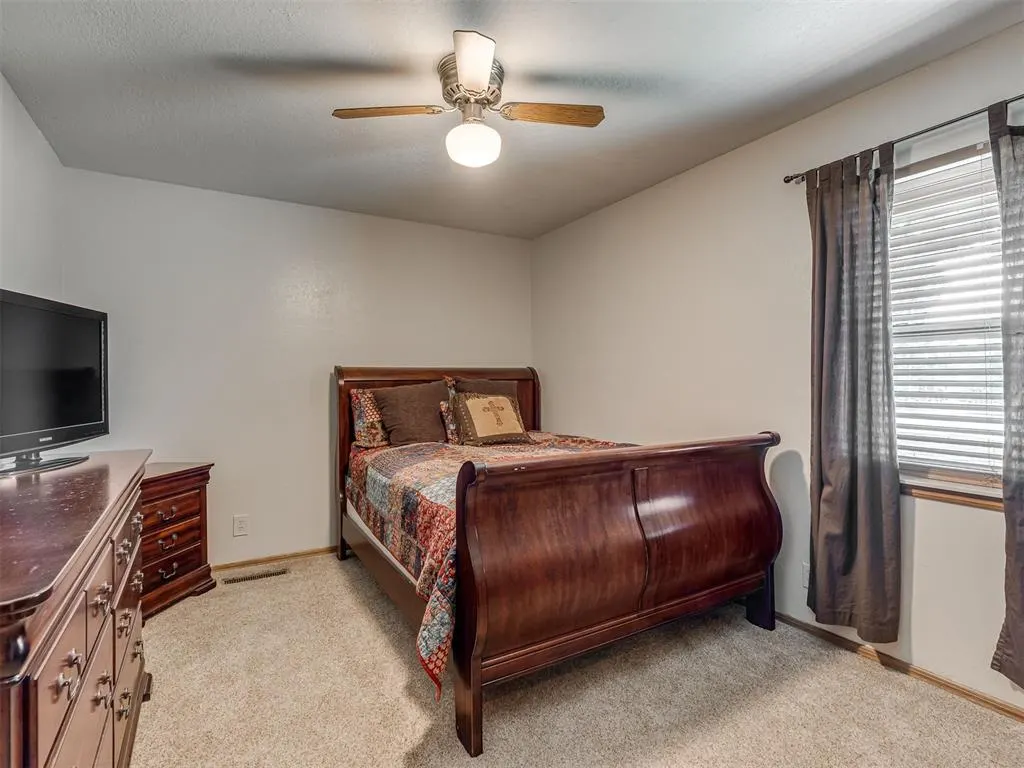 Photo 23 — 4 Cedar Lake Lane, Goldsby, OK 73093