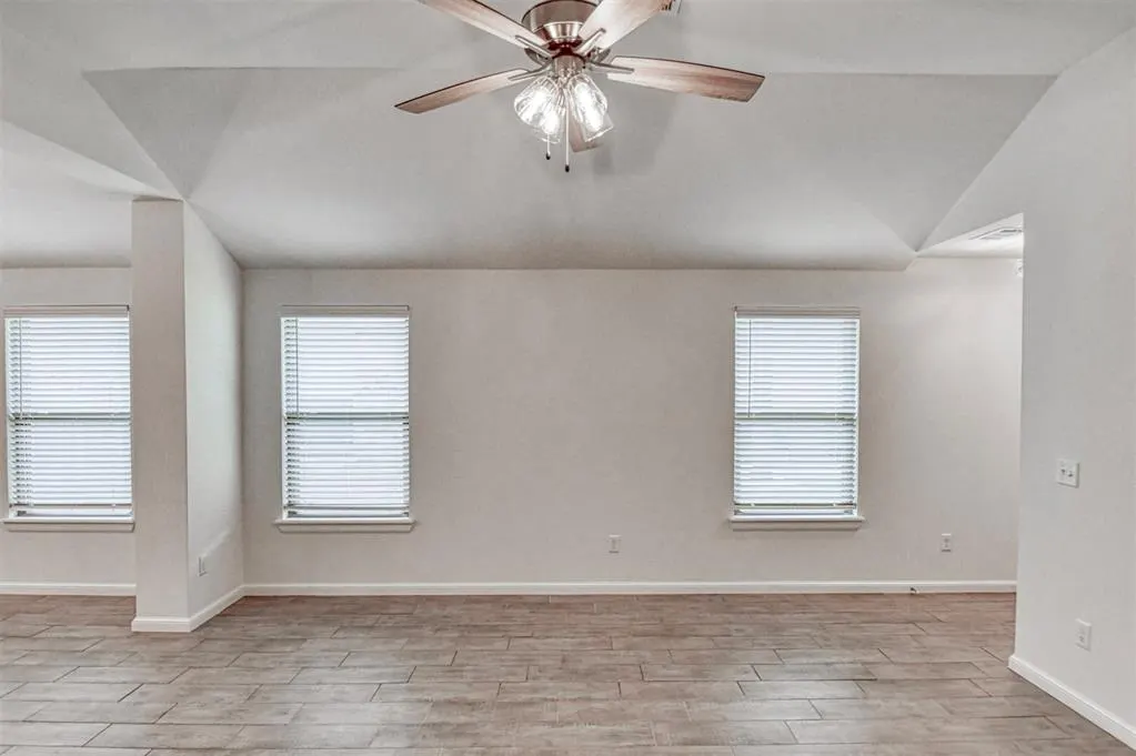 Photo 10 — 3621 Cassidy Drive, Norman, OK 73069