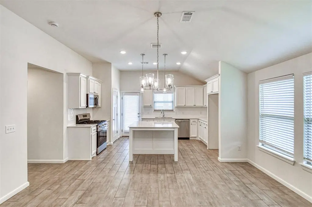 Photo 11 — 3621 Cassidy Drive, Norman, OK 73069