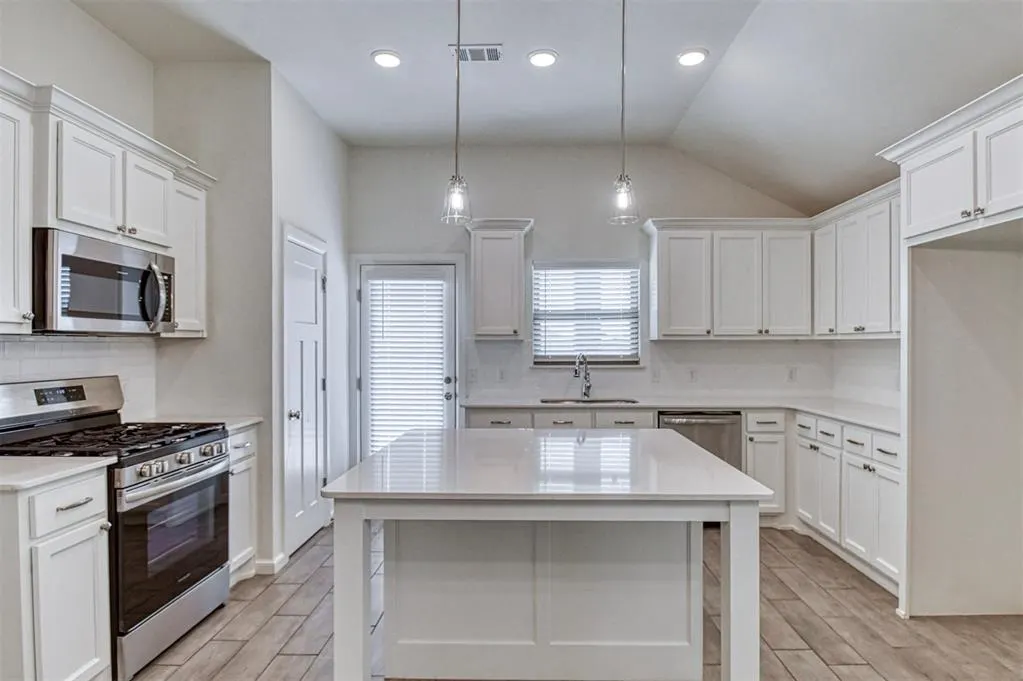 Photo 15 — 3621 Cassidy Drive, Norman, OK 73069