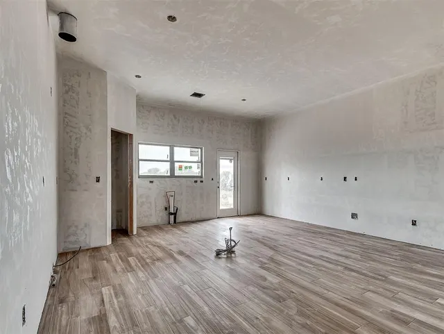 Photo 7 — 2208 Preserve Edge Drive, Edmond, OK 73034